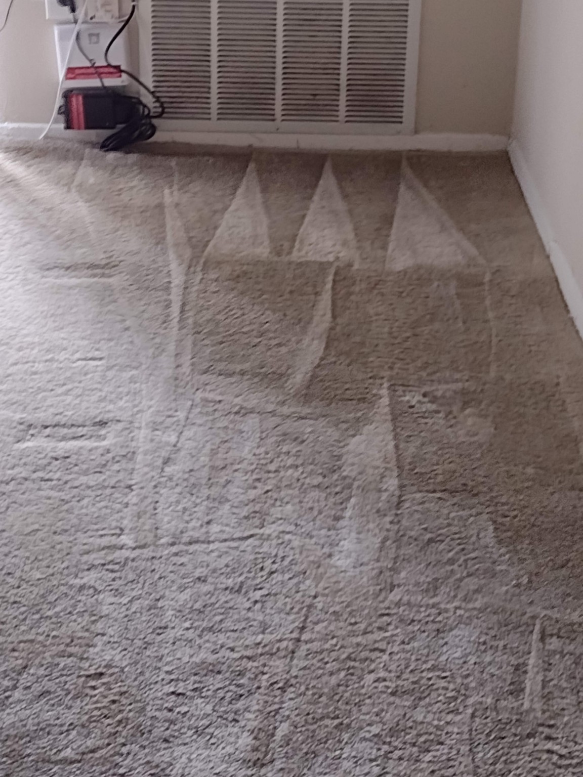 Carpet cleaning extraction lines